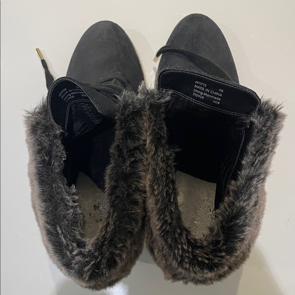 COLE HAAN Wedge Heel Lace Up Ankle Winter Boots with Faux Fur Cuff - Picture 9 of 11